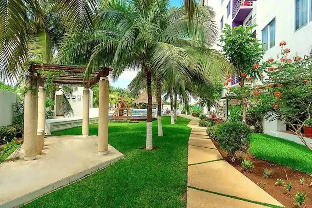 Home & Office Cancun Pool Mexico